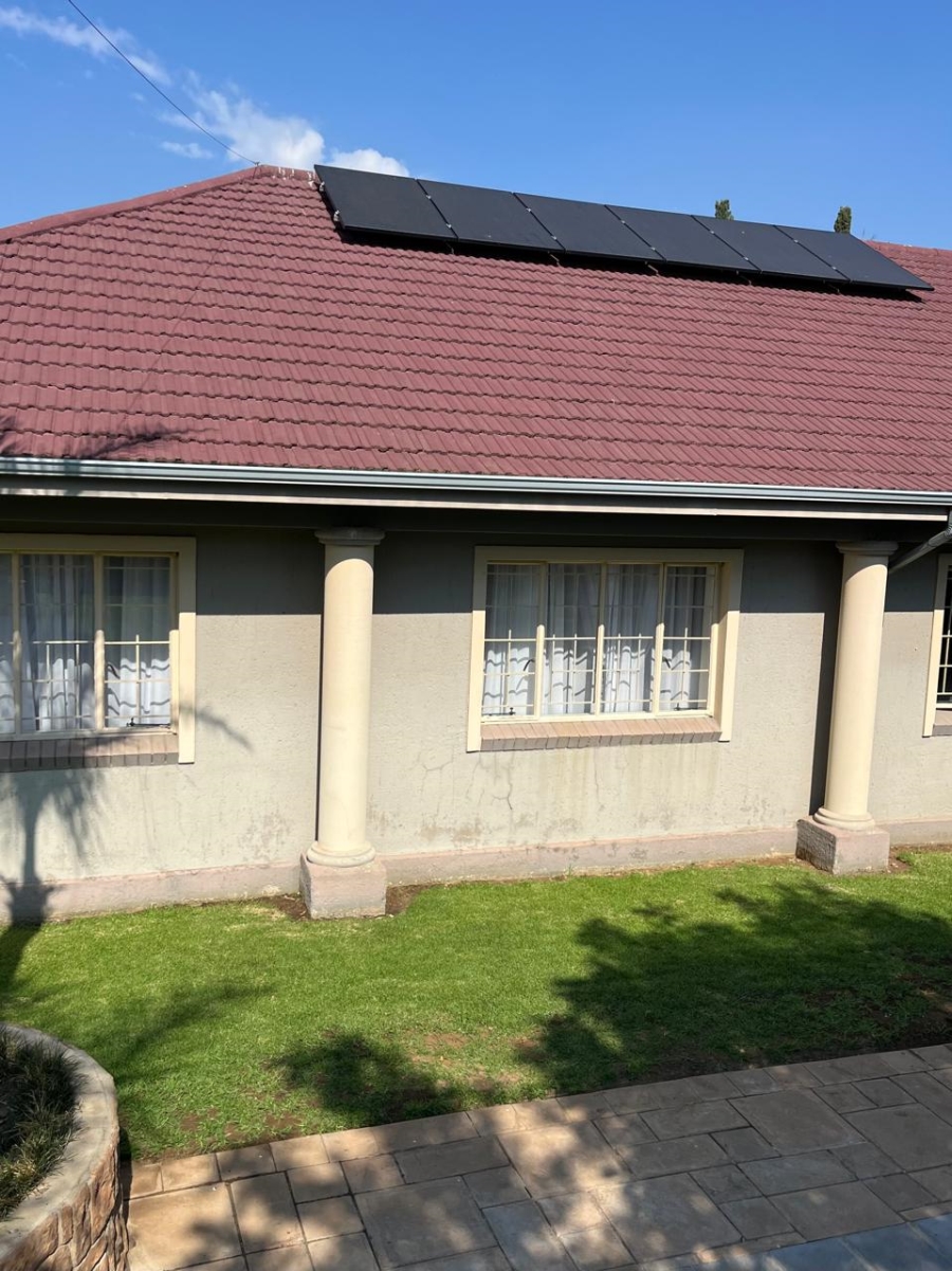 To Let 4 Bedroom Property for Rent in St Helena Free State